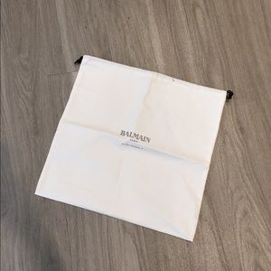 Balmain white black shoe sneaker dust bag